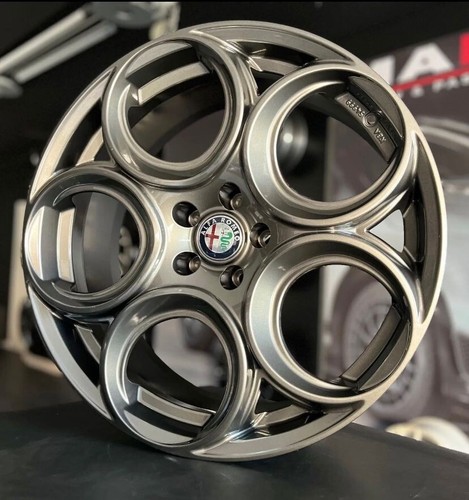 Alfa romeo 159 - romeo, giulia